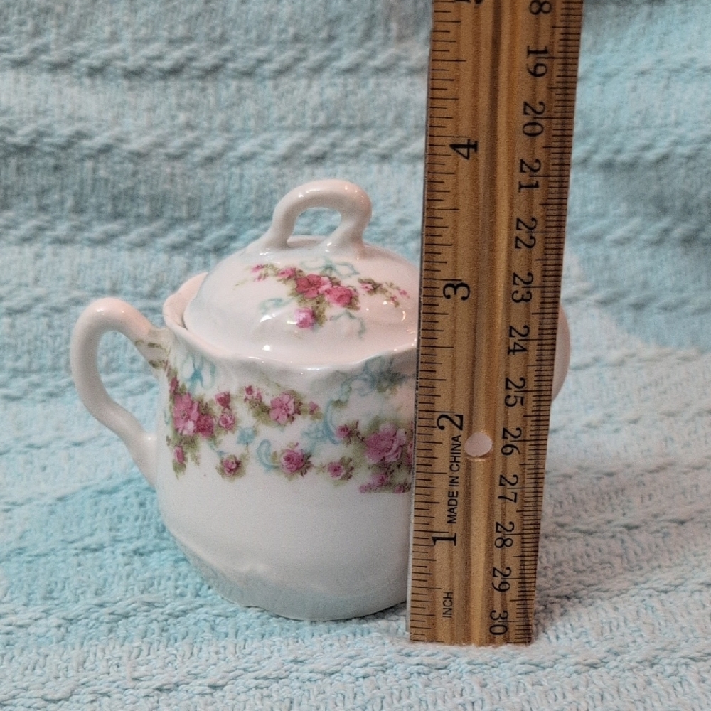 Floral Victorian Era Gerard, Dufraisseix & Abbot (GDA) LimogeSugar Bowl with Lid - Picture 3 of 5